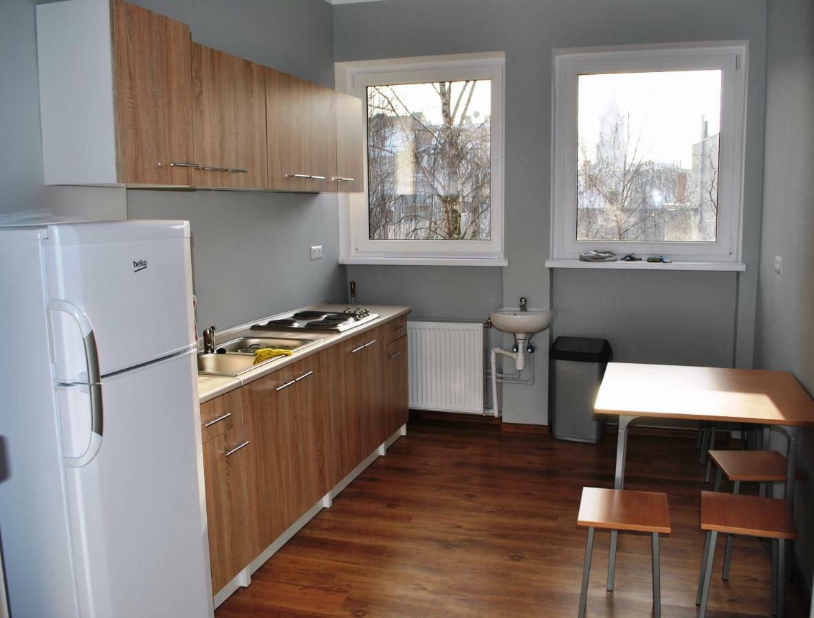 Hostel Pod Topolami Zielona Góra Eksteriør billede