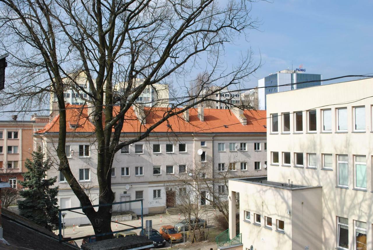 Hostel Pod Topolami Zielona Góra Eksteriør billede